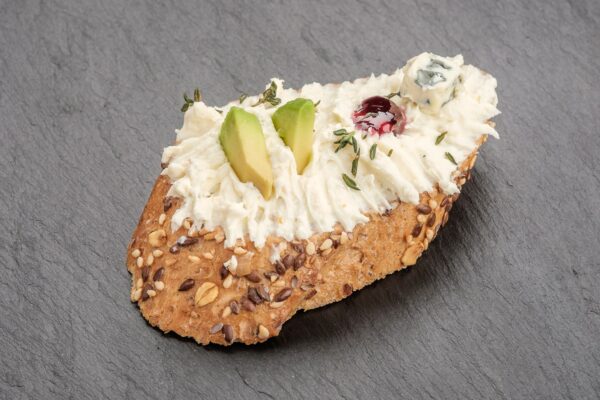 Hnuta’s Gourmet Mix vegetarisch Blauschimmelcreme - Brötchen Catering