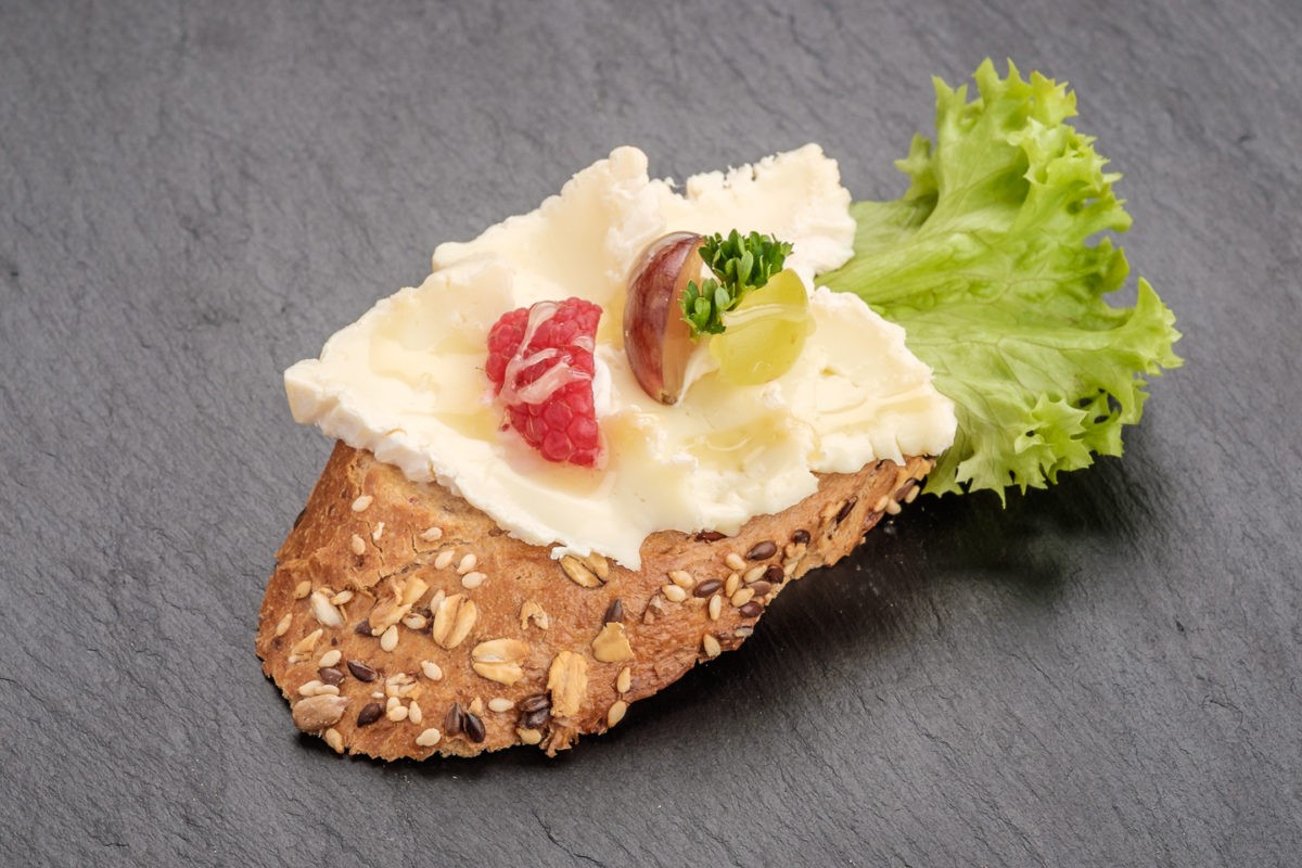 Hnuta’s Gourmet Mix vegetarisch Camembert - Brötchen Catering