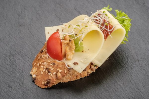 Hnuta’s Gourmet Mix vegetarisch Käsevariation - Brötchen Catering