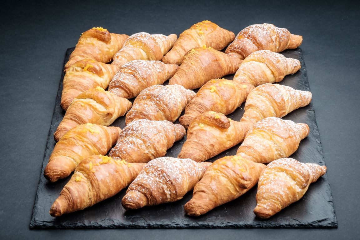Hnuta’s Jour Croissants - Brötchen Catering