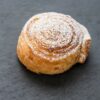 Hnuta’s Jour Plunder Vanille-Mandelschnecke - Brötchen Catering Hnuta’s Jour Plunder Vanille-Mandelschnecke - Brötchen Catering