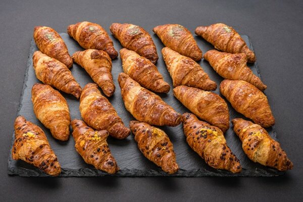 Hnuta’s Jour Croissants - Brötchen Catering