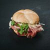 Hnuta’s Jour Gebäck Prosciutto - Brötchen Catering Hnuta’s Jour Gebäck Prosciutto - Brötchen Catering