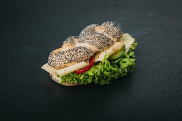 Hnuta’s Jour Gebäck Käse - Brötchen Catering
