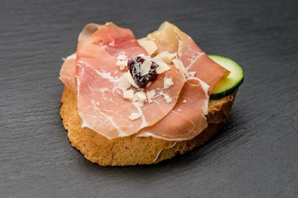 Hnuta's Klassiker Mix Prosciutto - Brötchen Catering