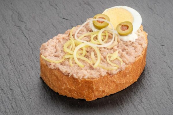 Hnuta's Klassiker Mix Thunfisch - Brötchen Catering